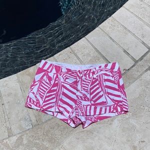 LILLY PULITZER WALSH SHORTS SIZE 8 EUC